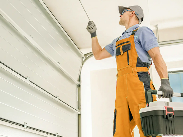 grage door technician